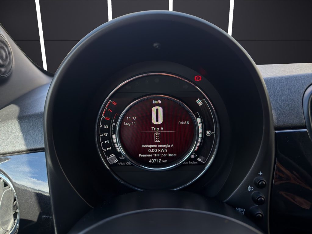 FIAT 500 C 1.0 Hybrid Dolcevita - 11