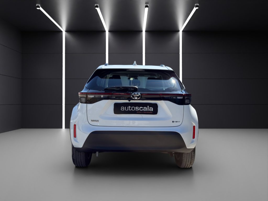 TOYOTA Yaris Cross 1.5 Hybrid 5p. E-CVT Active - 4