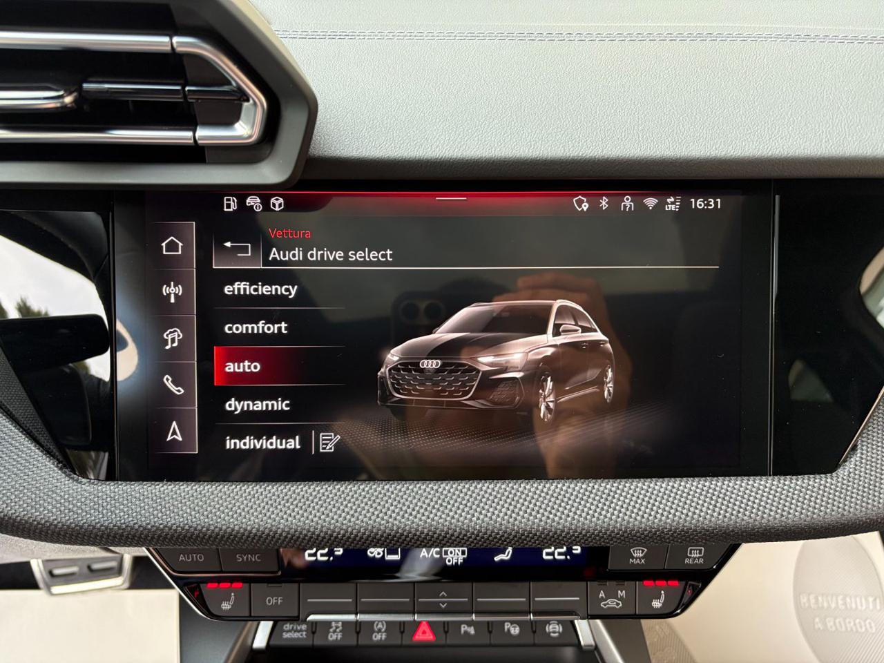 AUDI S3 SPB SPORTBACK TFSI quattro S tronic sport attitude - 38