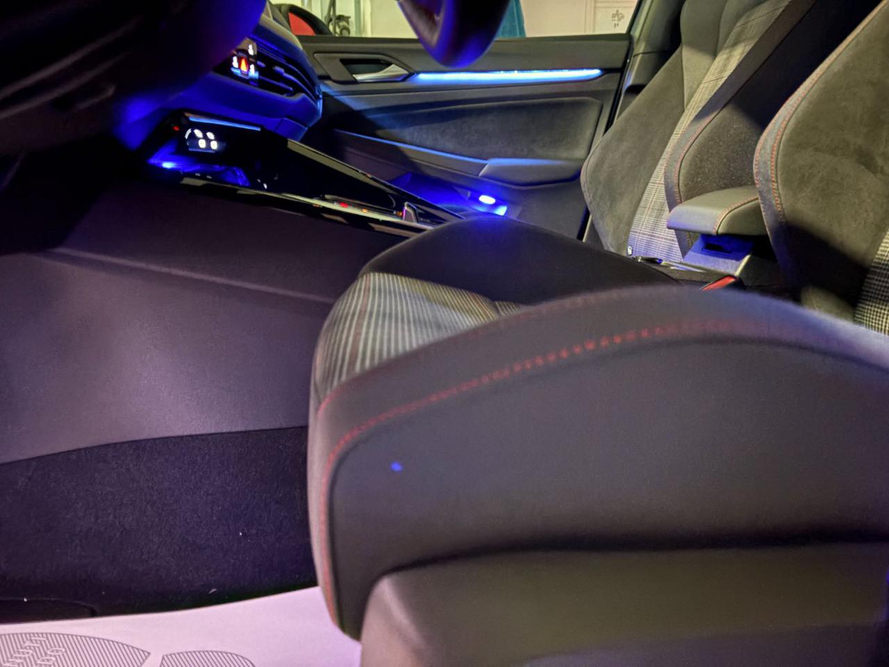 VOLKSWAGEN Golf GTI 2.0 TSI DSG TETTO-LED-PELLE-CERCHI 18. - 44