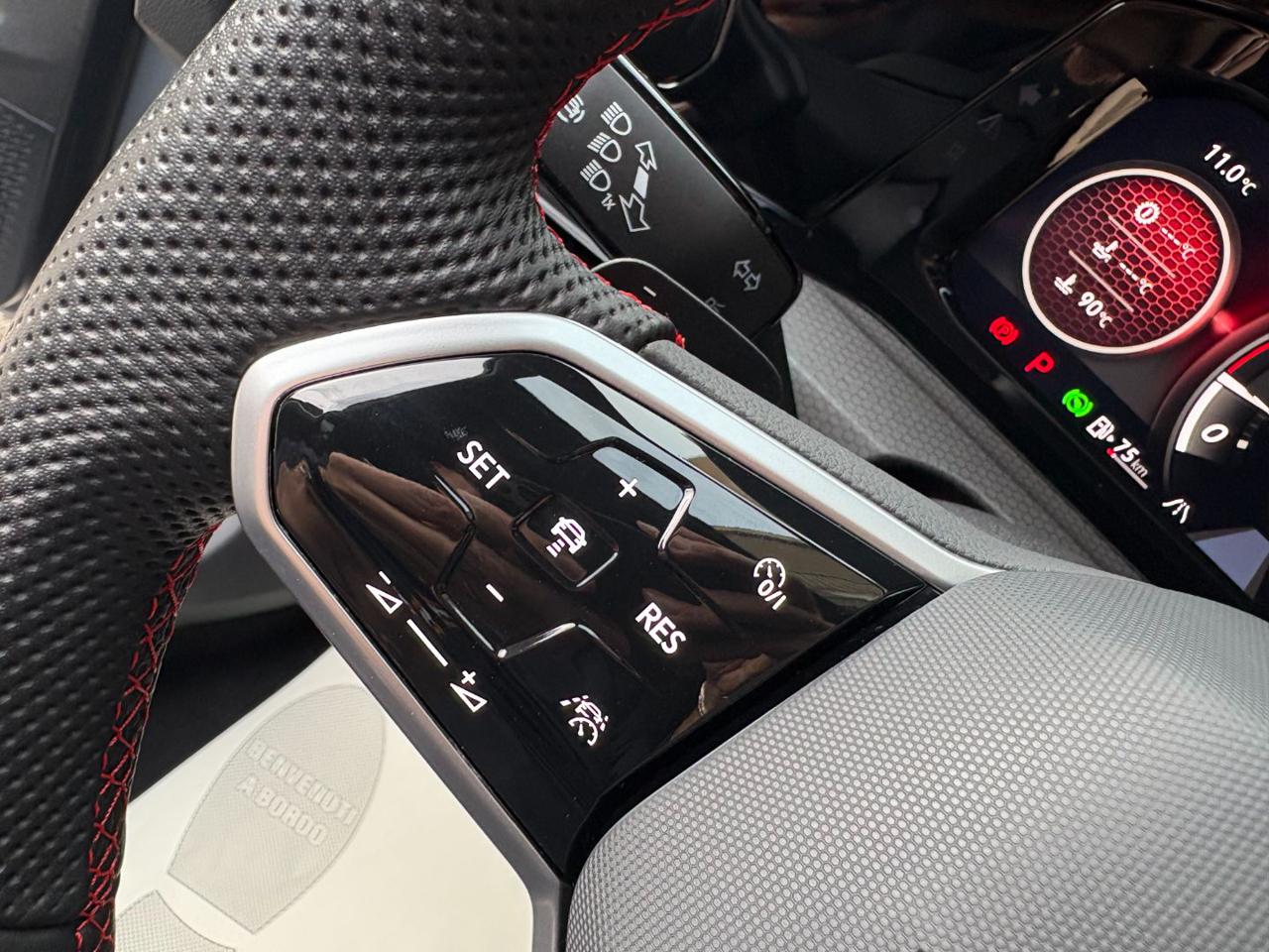 VOLKSWAGEN Golf GTI 2.0 TSI DSG TETTO-LED-PELLE-CERCHI 18. - 28