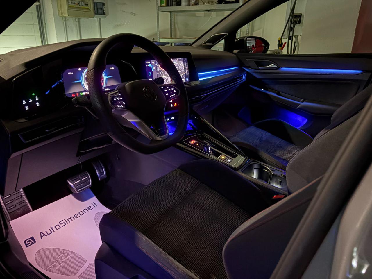 VOLKSWAGEN Golf GTI 2.0 TSI DSG TETTO-LED-PELLE-CERCHI 18. - 20