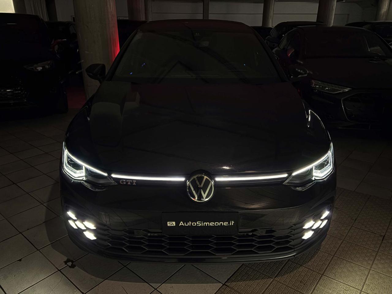 VOLKSWAGEN Golf GTI 2.0 TSI DSG TETTO-LED-PELLE-CERCHI 19. - 21