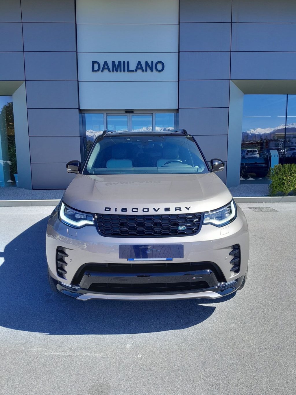 LAND ROVER Discovery 3.0 D I6 249PS R-Dynamic SE AWD auto. solo 14000 k - 2