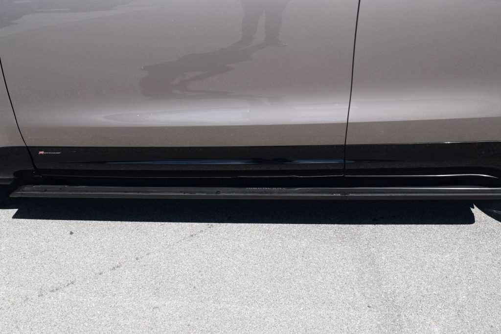 LAND ROVER Discovery 3.0 D I6 249PS R-Dynamic SE AWD auto. solo 14000 k - 24