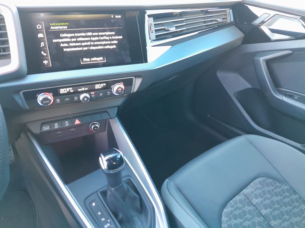 AUDI A1 Sportback 30 TFSI S tronic S line edition - 6