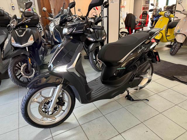 PIAGGIO Liberty 125 Nero pastello