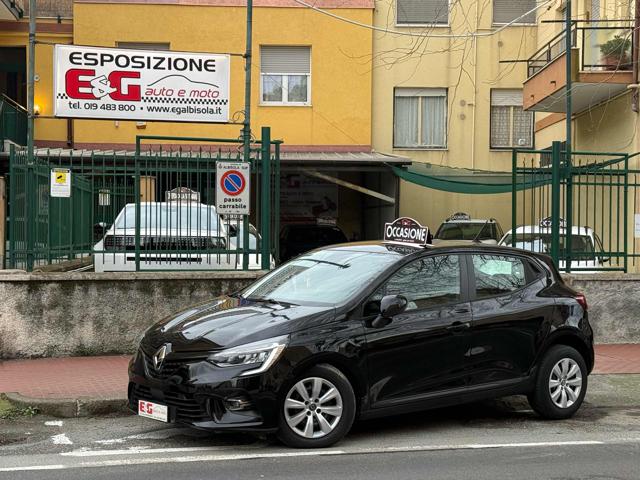 RENAULT Clio Nero pastello