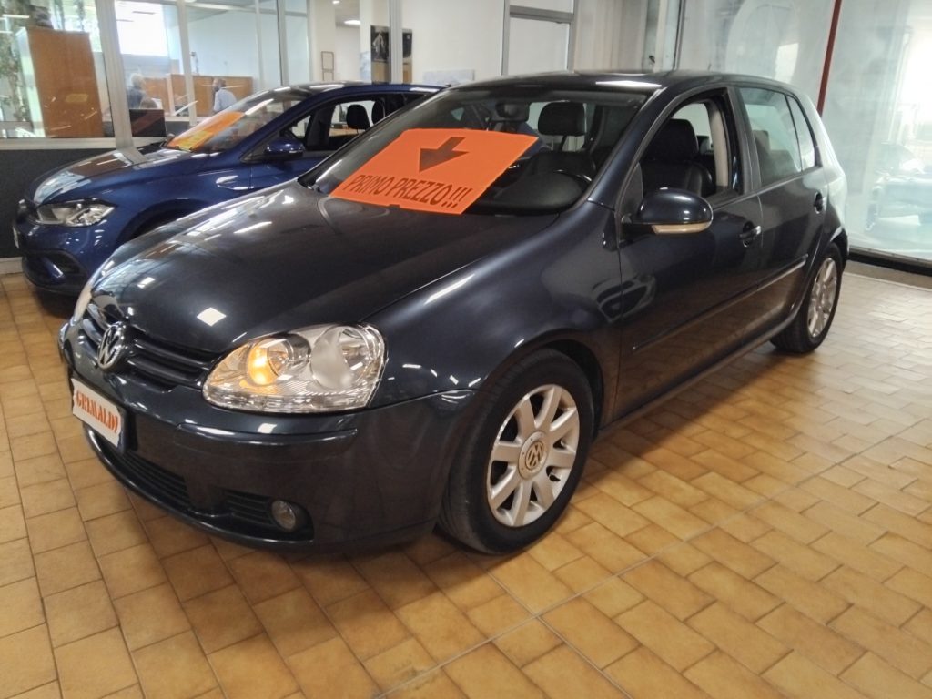 VOLKSWAGEN Golf 1.6 FSI 5p. Sportline - 3