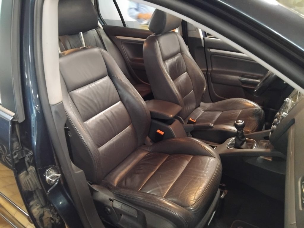 VOLKSWAGEN Golf 1.6 FSI 5p. Sportline - 15