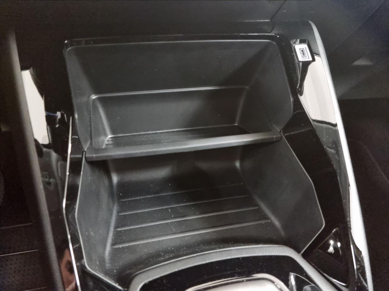 PEUGEOT 208 Hybrid 110 e-DCS6 STYLE - 20