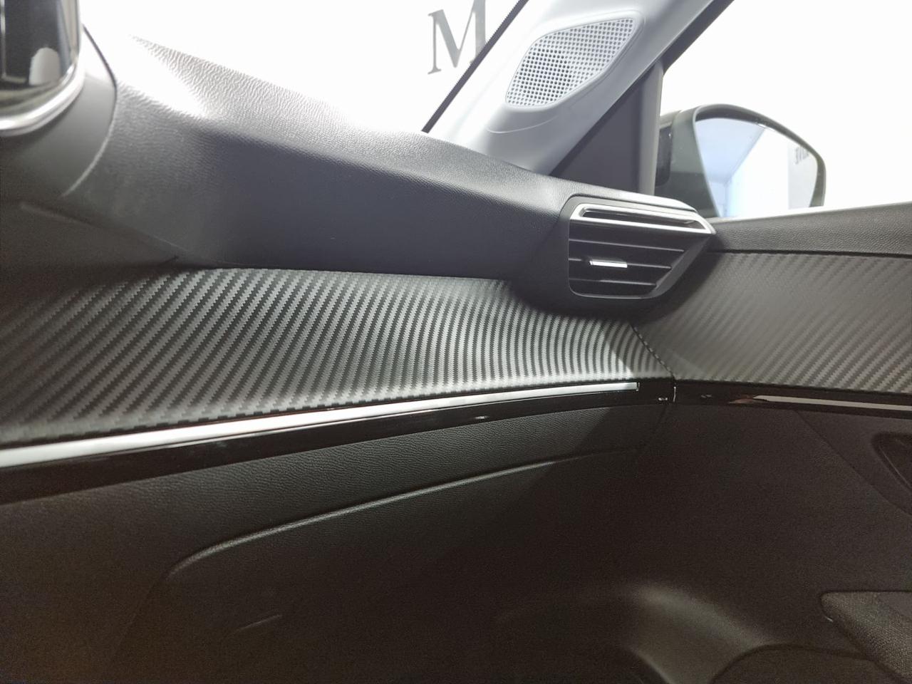 PEUGEOT 208 Hybrid 110 e-DCS6 STYLE - 22