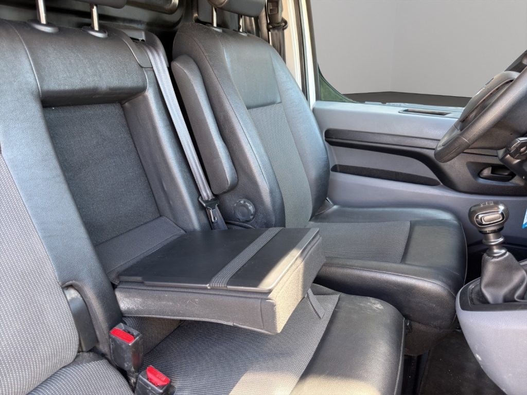 OPEL Vivaro 1.5 120cv L2H1 - 14