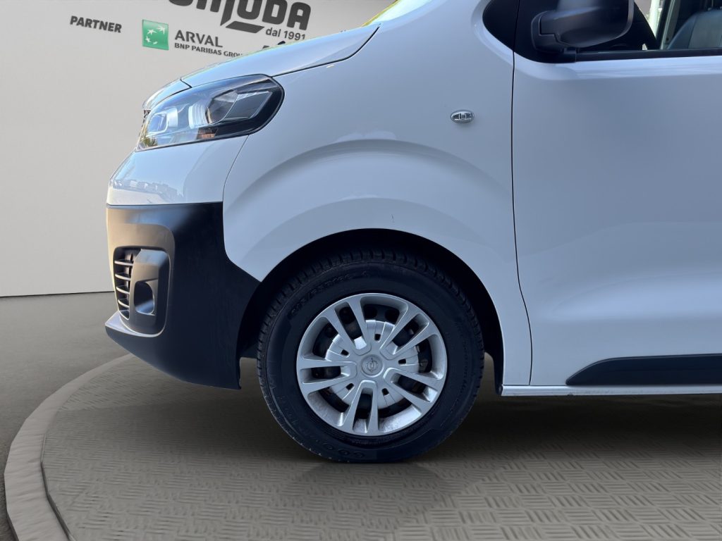 OPEL Vivaro 1.5 120cv L2H1 - 19
