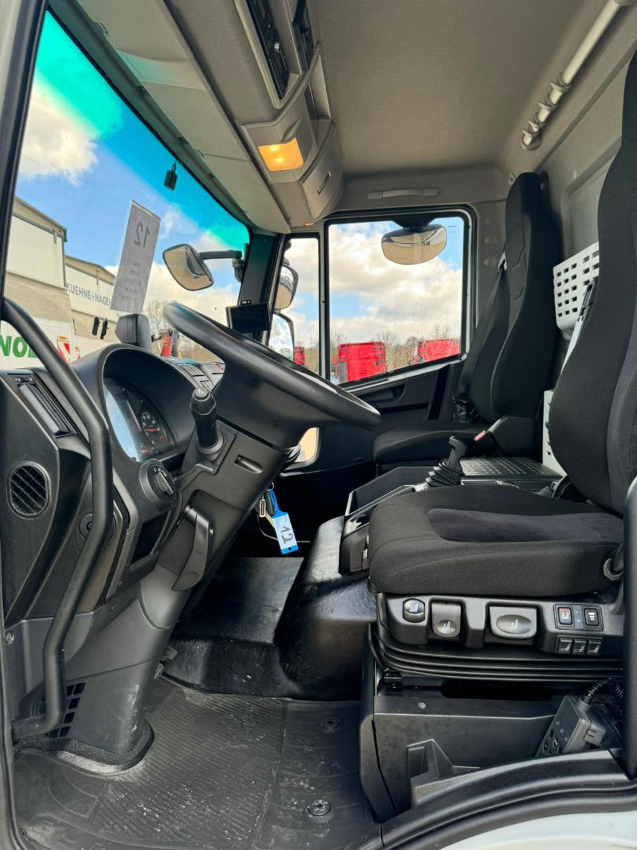 IVECO EUROCARGO 80-220P - 6