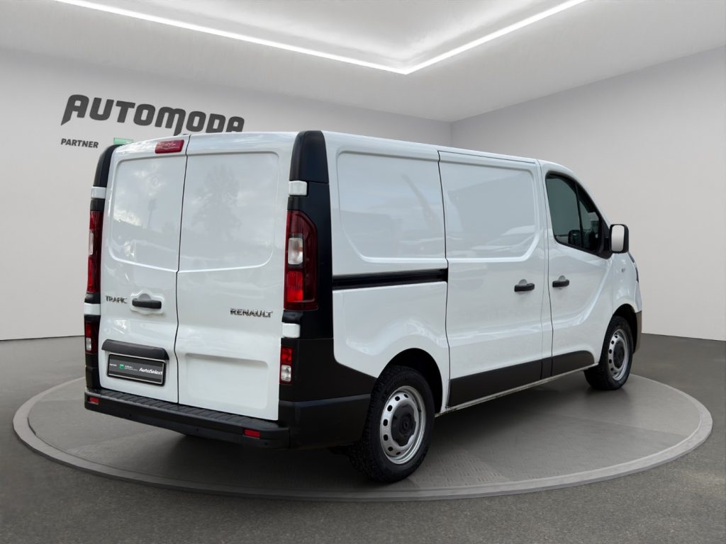 RENAULT Trafic L1H1 DCI 120CV - 4