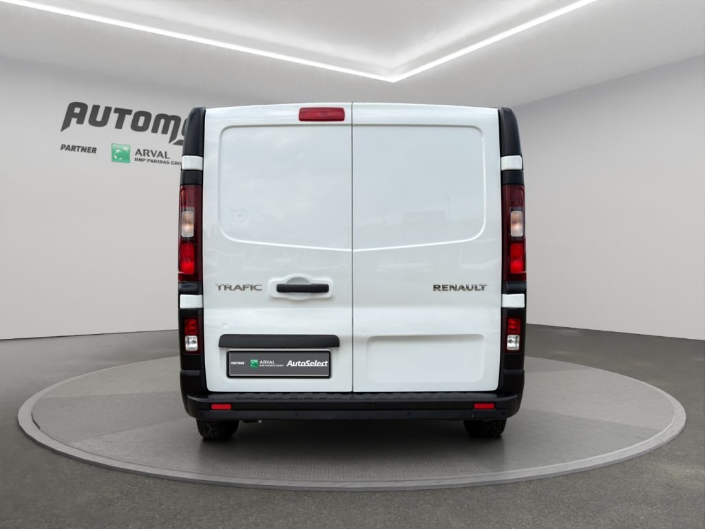 RENAULT Trafic L1H1 DCI 120CV - 5