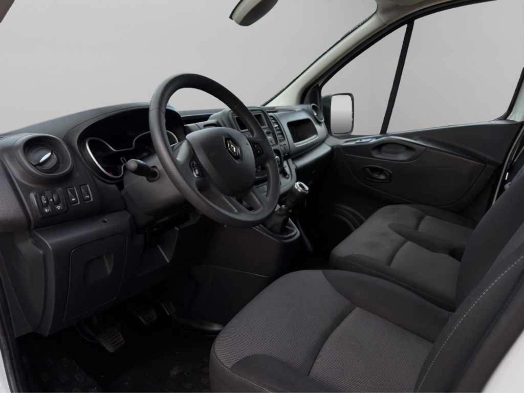 RENAULT Trafic L1H1 DCI 120CV - 7
