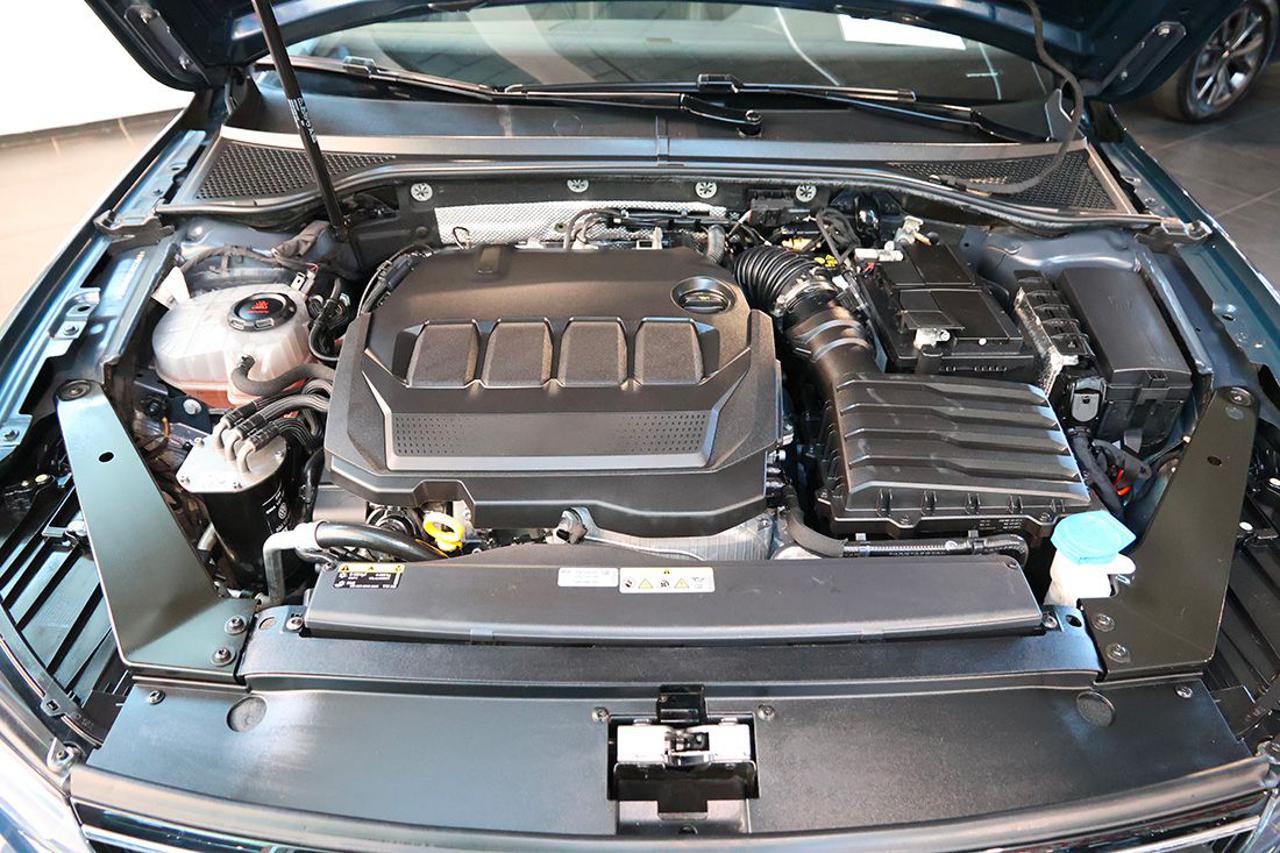 VOLKSWAGEN Passat Variant 2.0 TDI SCR EVO DSG Executive - 11