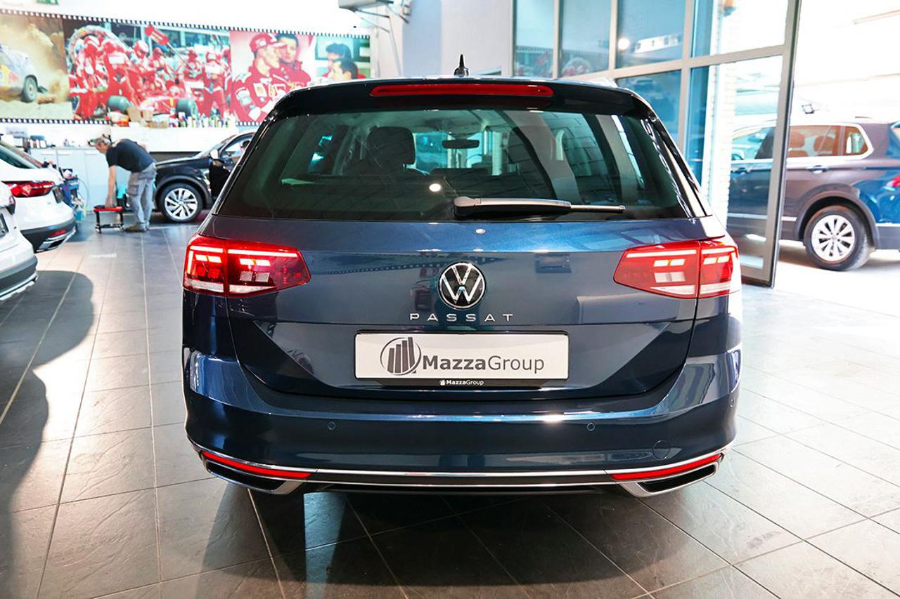 VOLKSWAGEN Passat Variant 2.0 TDI SCR EVO DSG Executive - 8