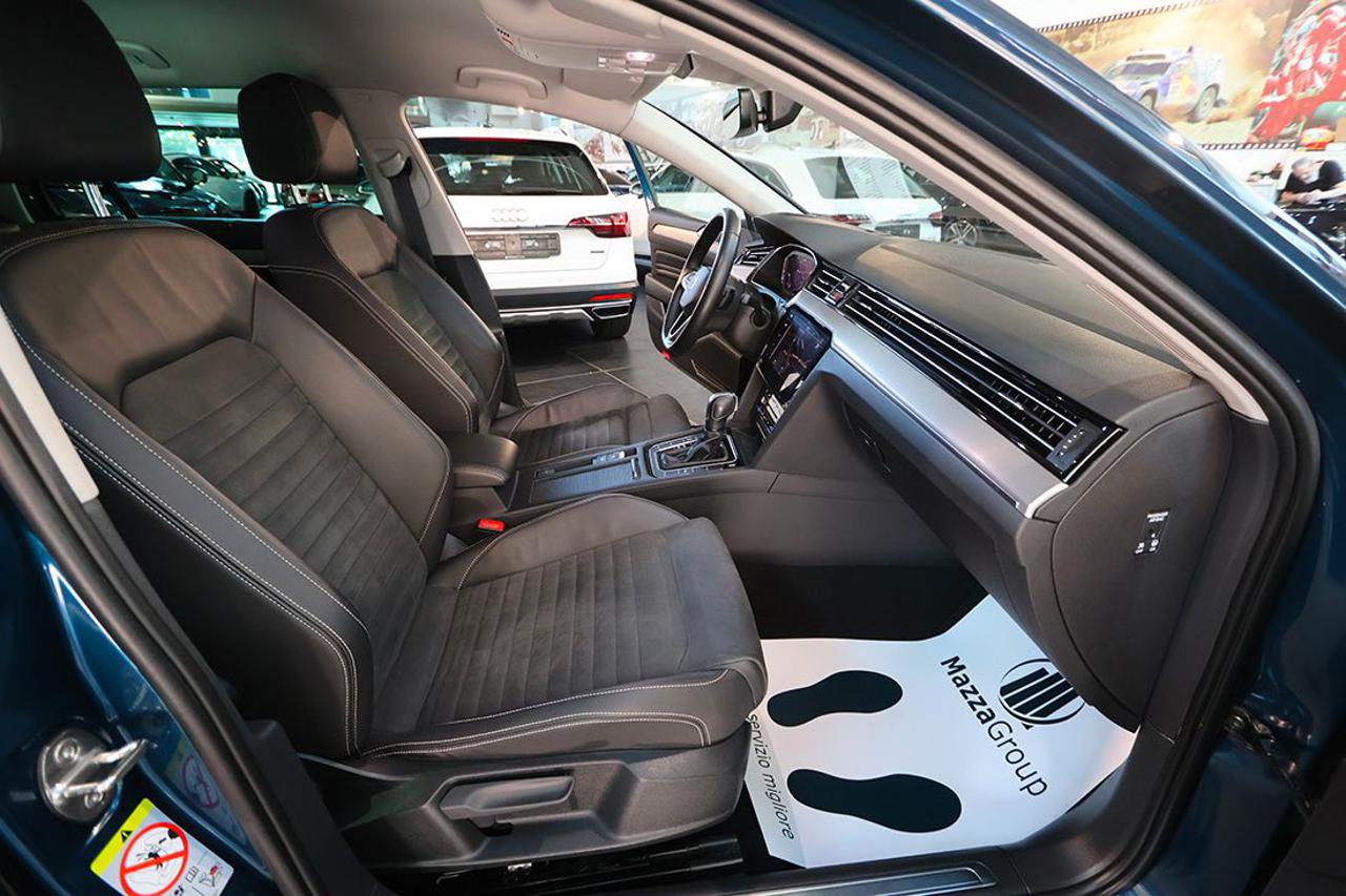 VOLKSWAGEN Passat Variant 2.0 TDI SCR EVO DSG Executive - 38