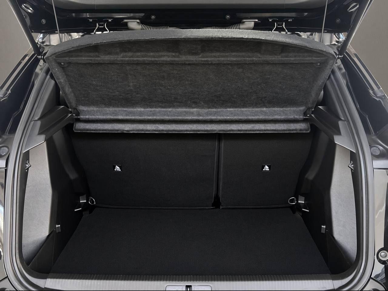 PEUGEOT 2008 Hybrid 145 e-DCS6 Style - 7