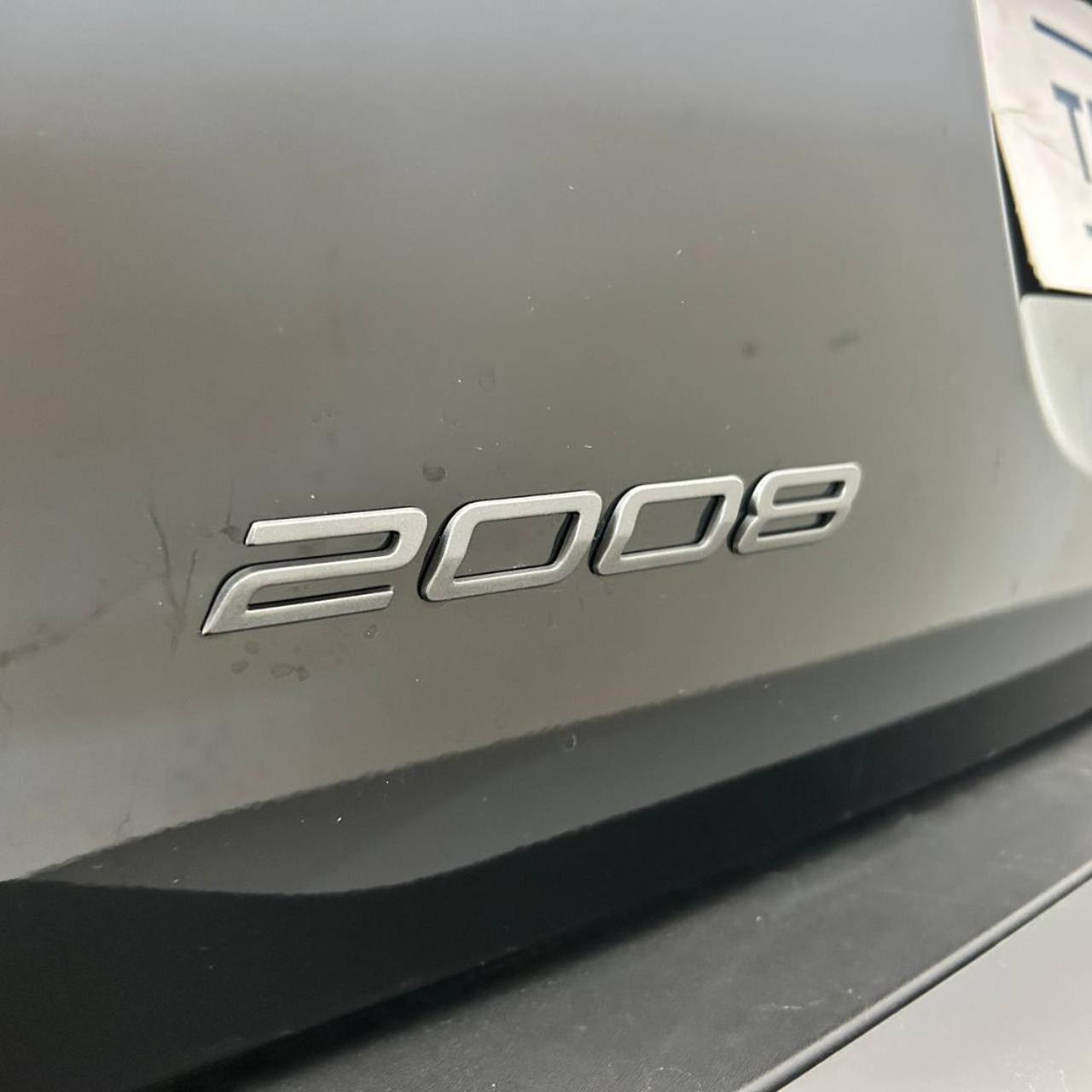 PEUGEOT 2008 Hybrid 145 e-DCS6 Style - 34