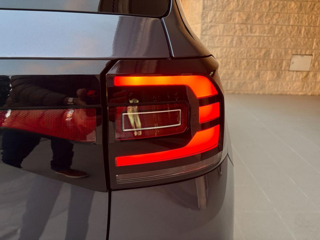 VOLKSWAGEN T-Cross 1.0 TSI 110 CV R-LINE VIRTUAL COCKPIT - 27