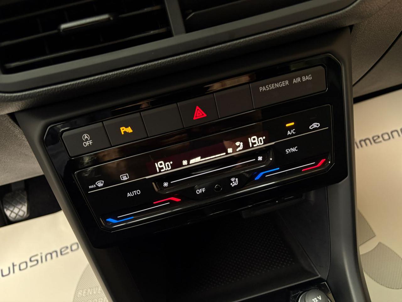 VOLKSWAGEN T-Cross 1.0 TSI 95 CV R-LINE VIRTUAL COCKPIT - 21