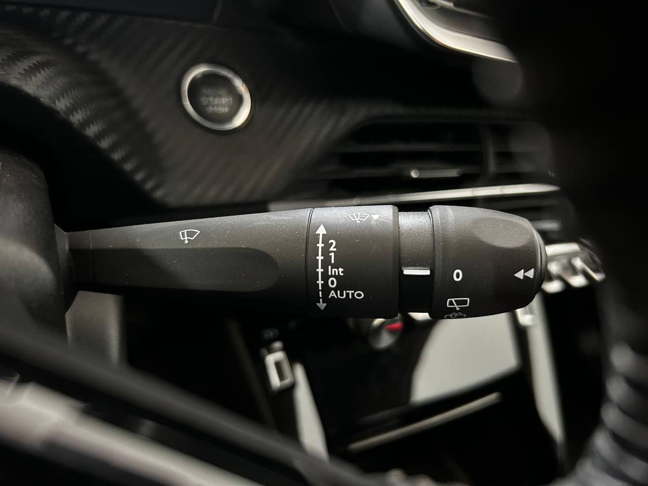 PEUGEOT 2008 BlueHDi 110 S&S Allure Pack - 15