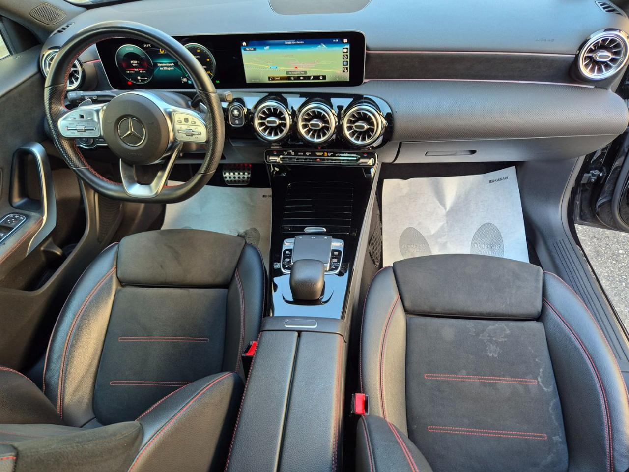 MERCEDES-BENZ A 180 Automatic Premium - 17