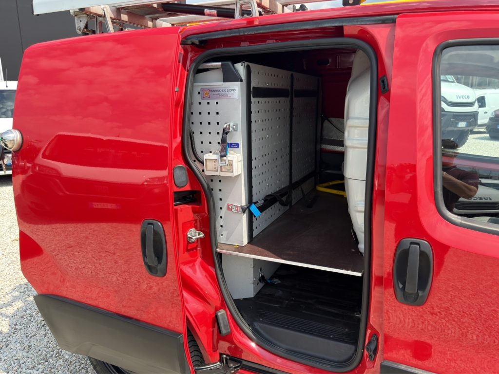 FIAT Fiorino ADVENTURE 1.3MJT ALLESTITO - 17