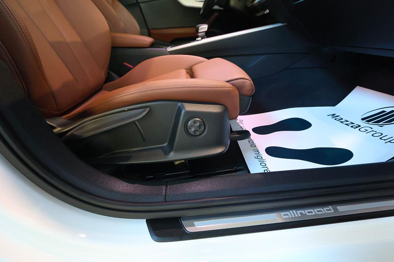 AUDI A4 allroad 40 TDI S-Tronic Identity Contrast - 45