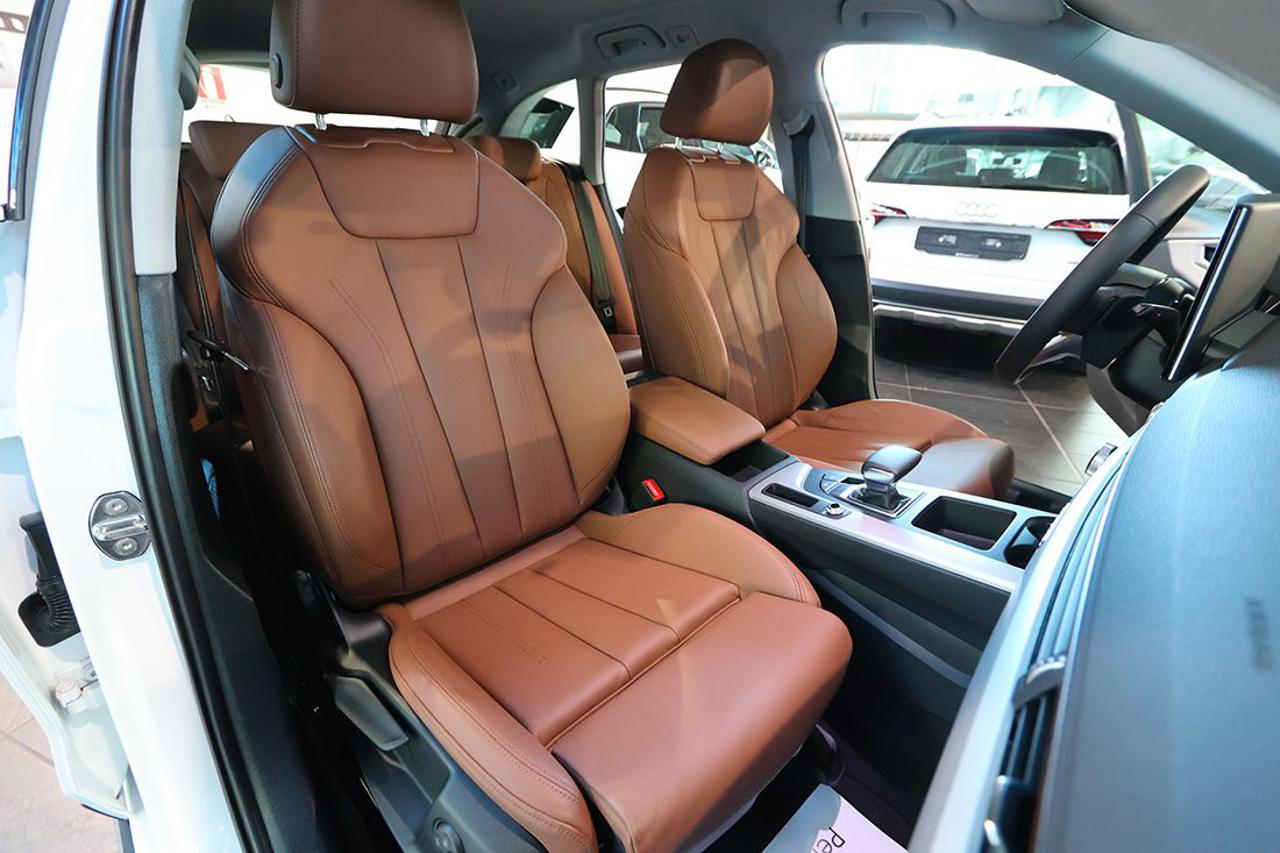 AUDI A4 allroad 40 TDI S-Tronic Identity Contrast - 17