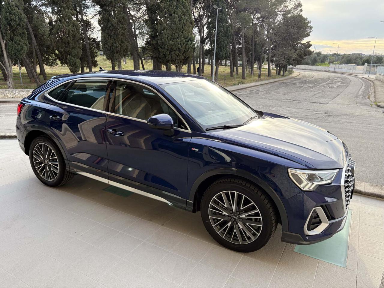 AUDI Q3 SPB Sportback 35 TDI S tronic S line - 3