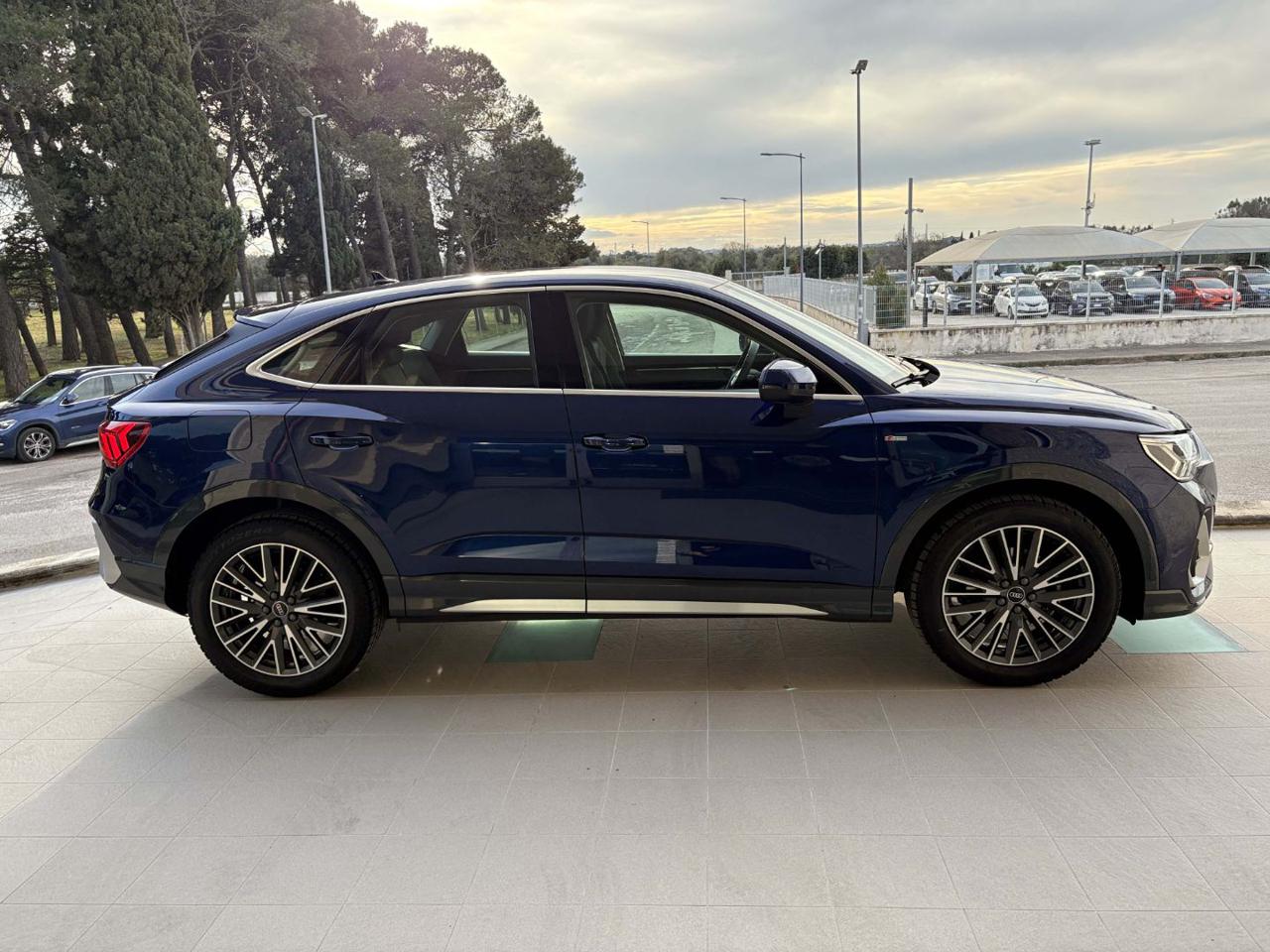 AUDI Q3 SPB Sportback 35 TDI S tronic S line - 4