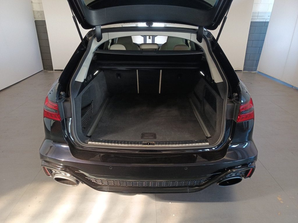 AUDI RS6 4.0 quattro tiptronic - 10