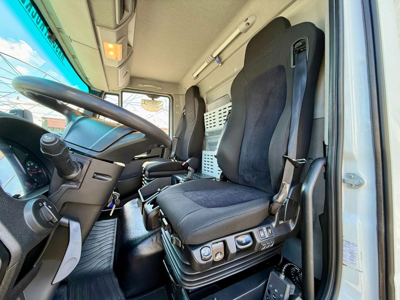 IVECO EUROCARGO 120-220P - 10