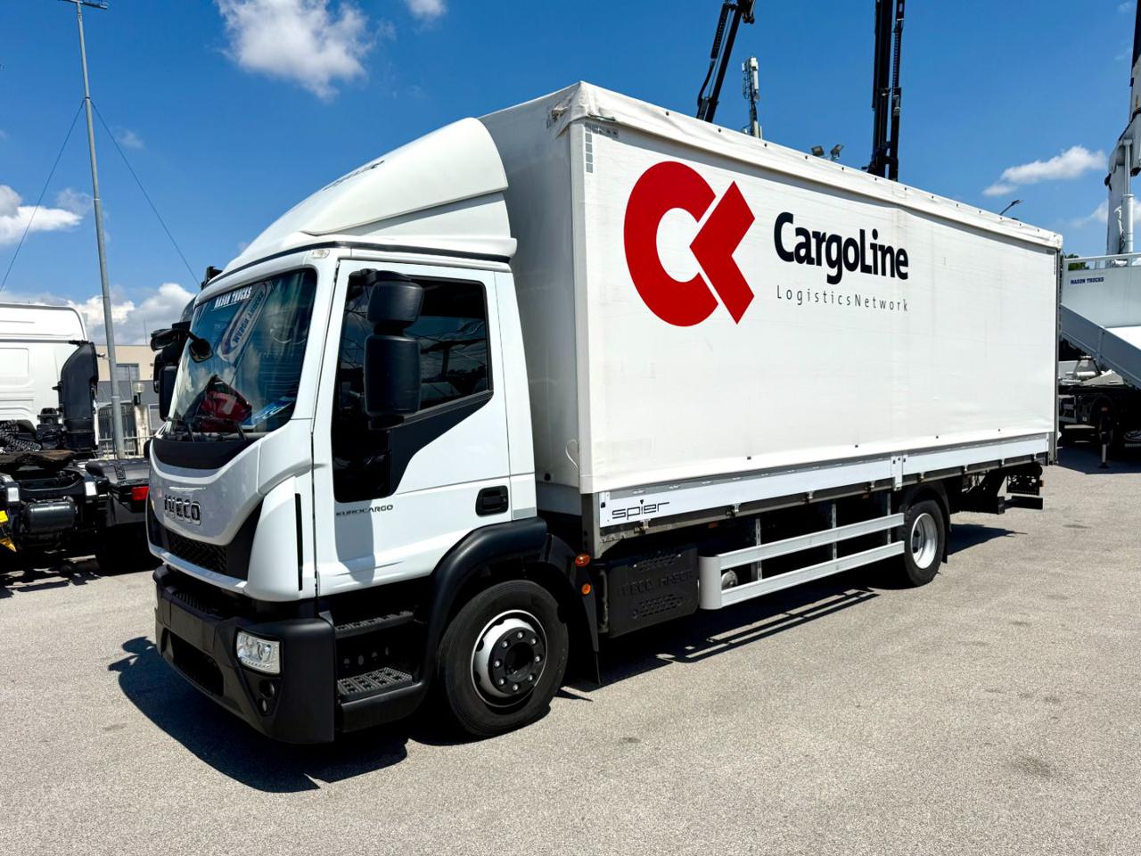 IVECO EUROCARGO 120-220P - 2