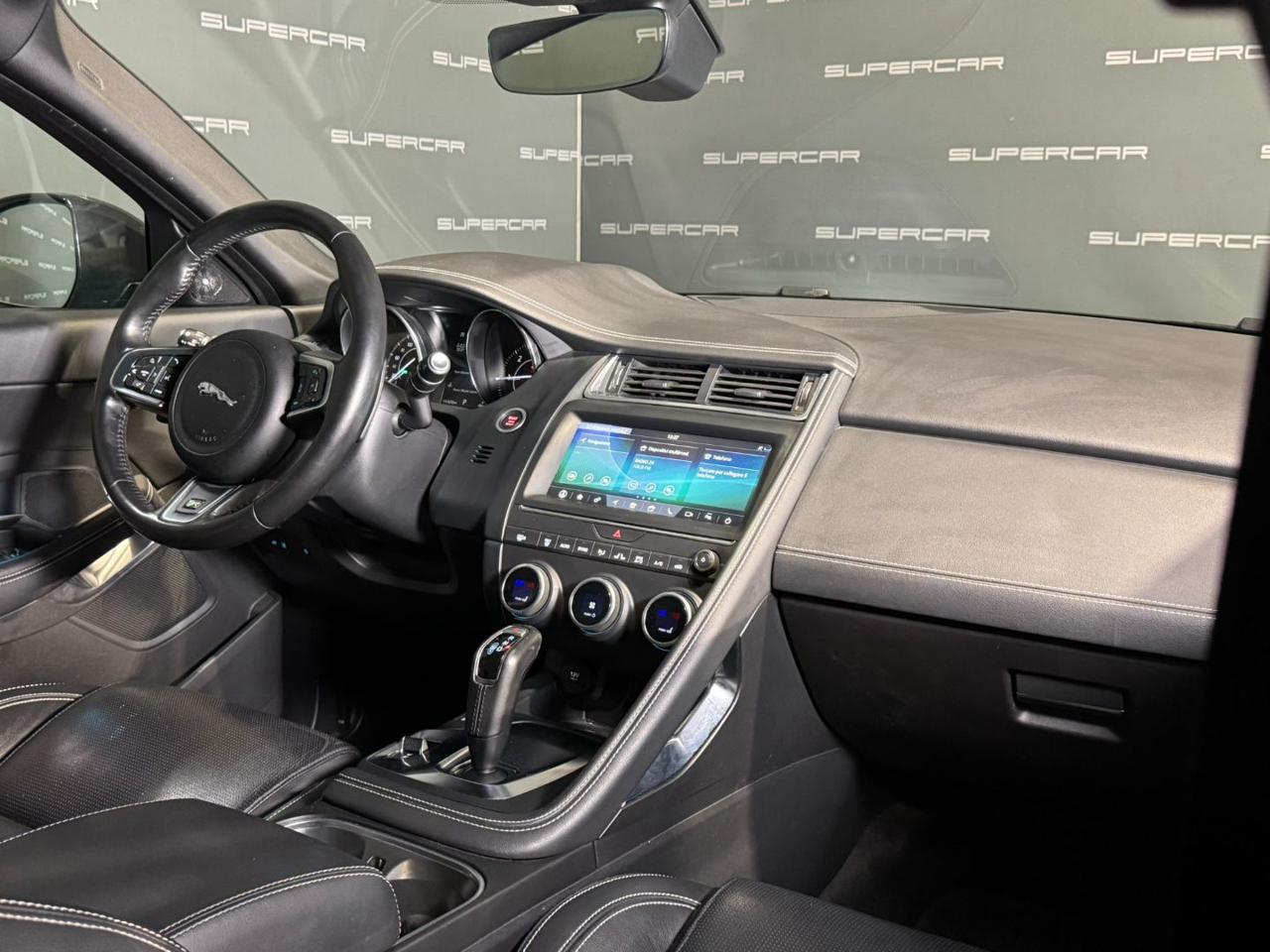 JAGUAR E-Pace 2.0D 150 CV AWD aut. R-Dynamic - 9