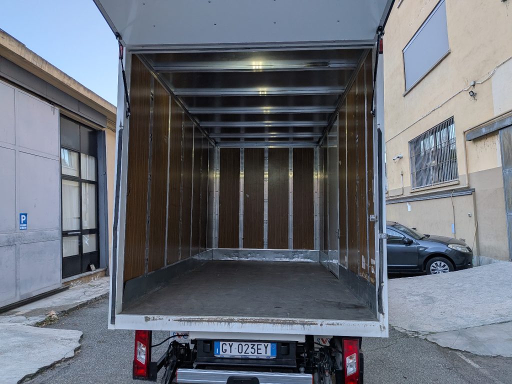 FORD Transit 350 2.0TDCi HDT TREND 165CV RWD  SPONDA - 17