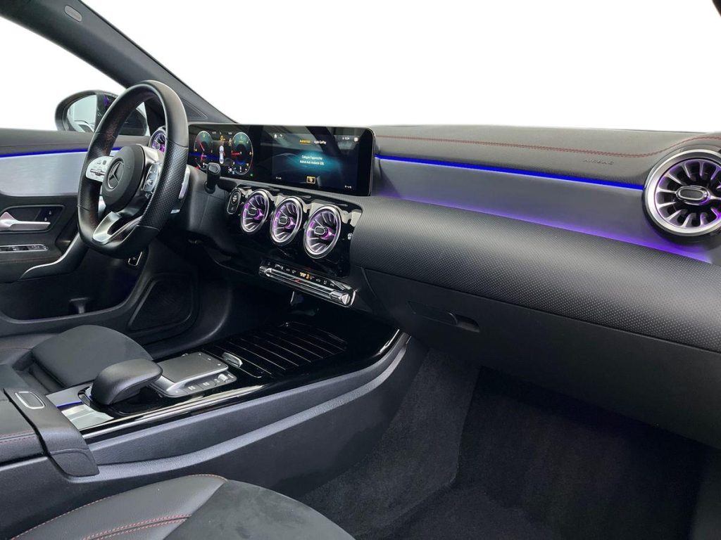 MERCEDES-BENZ CLA 200 d Automatic Coupé Premium - 16