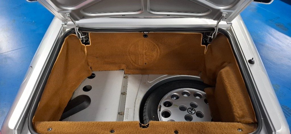 ALFA ROMEO Spider 2.0i **SOLO 22.747 KM DA NUOVA** - 14