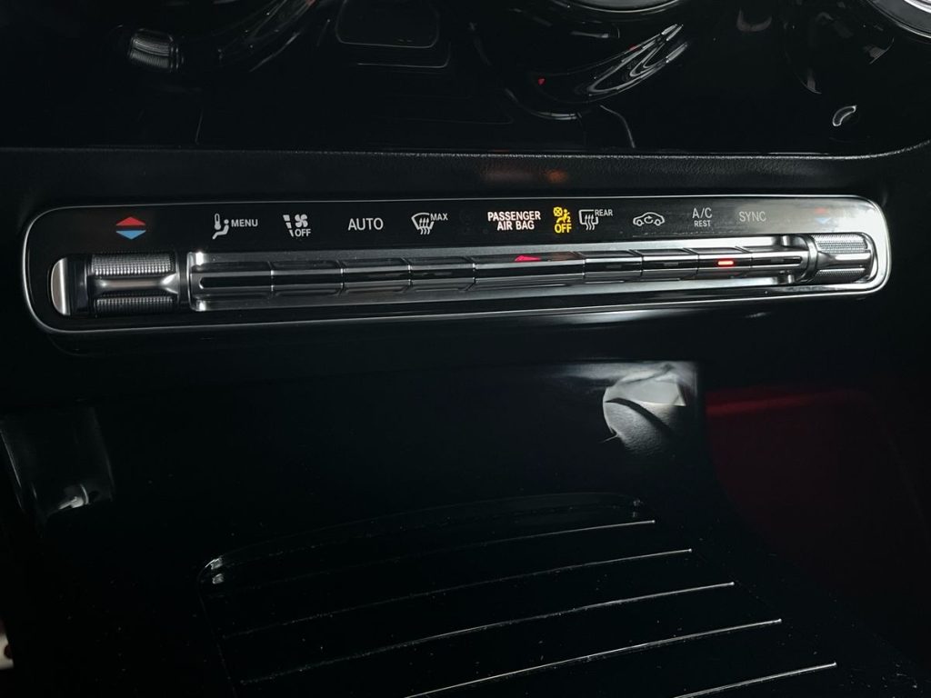 MERCEDES-BENZ CLA 200 d Automatic Coupé Premium - 14