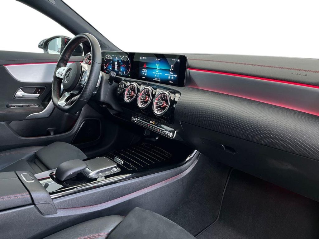 MERCEDES-BENZ CLA 200 d Automatic Coupé Premium - 16