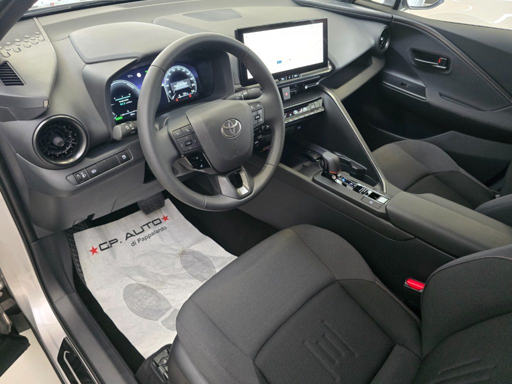 TOYOTA C-HR 1.8 HV Trend - 23