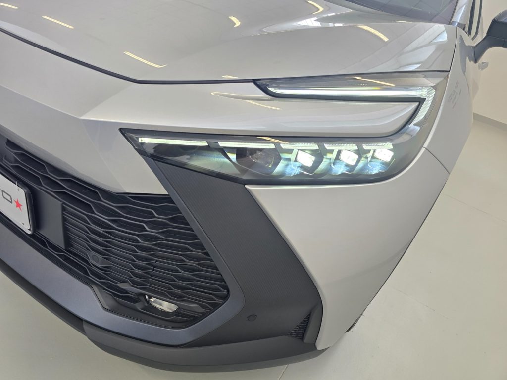 TOYOTA C-HR 1.8 HV Trend - 27