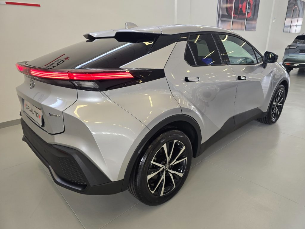 TOYOTA C-HR 1.8 HV Trend - 4