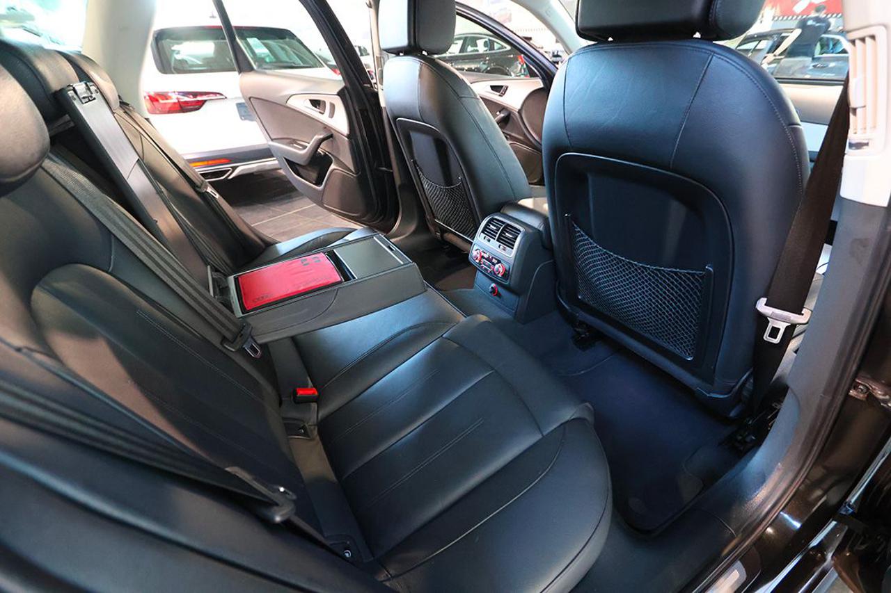 AUDI A6 2.0 TDI 190cv Avant ultra S-Tronic Business Plus - 19