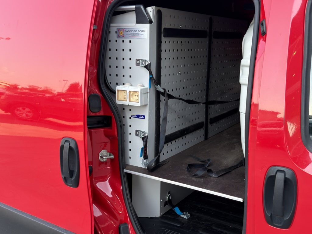 FIAT Fiorino ADVENTURE 1.3MJT ALLESTITO - 8